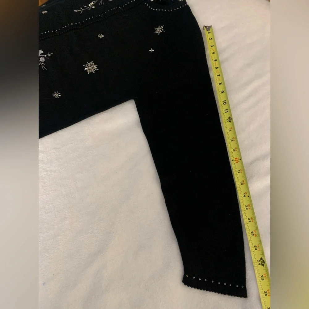 Stitches In Time NWT Black Snowflake Floral Cardigan Size L Beaded Embroidered - Picture 15 of 16